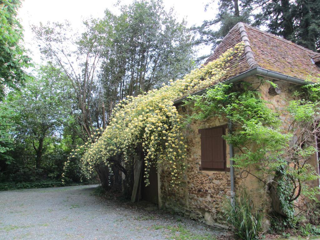 Chambres D'Hotes Closerie Du Guilhat Salies-de-Béarn Εξωτερικό φωτογραφία