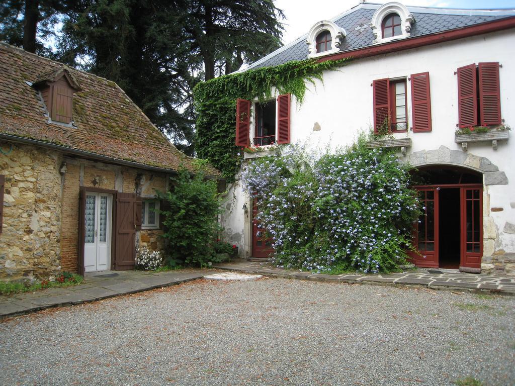 Chambres D'Hotes Closerie Du Guilhat Salies-de-Béarn Εξωτερικό φωτογραφία