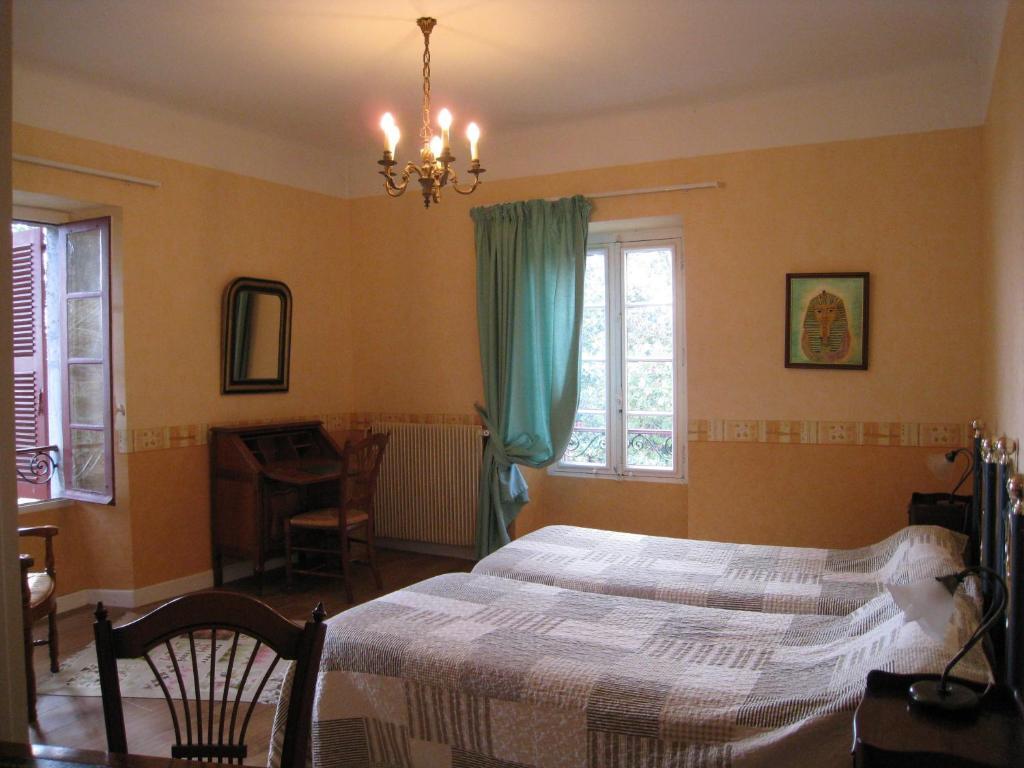 Chambres D'Hotes Closerie Du Guilhat Salies-de-Béarn Εξωτερικό φωτογραφία
