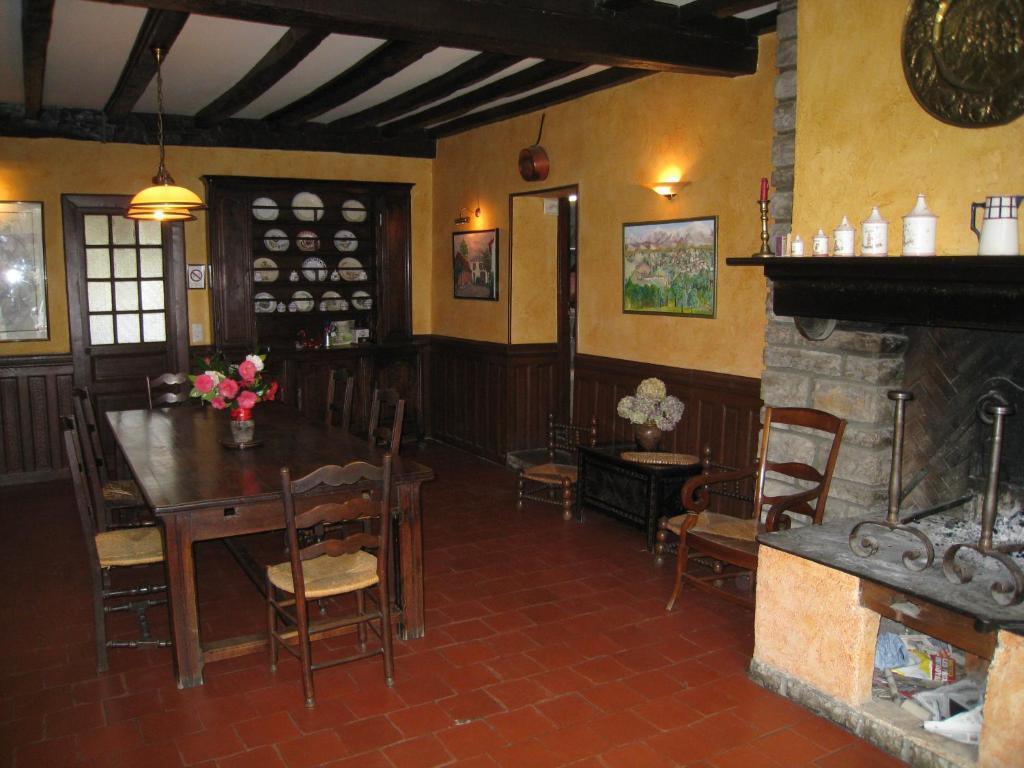 Chambres D'Hotes Closerie Du Guilhat Salies-de-Béarn Εξωτερικό φωτογραφία