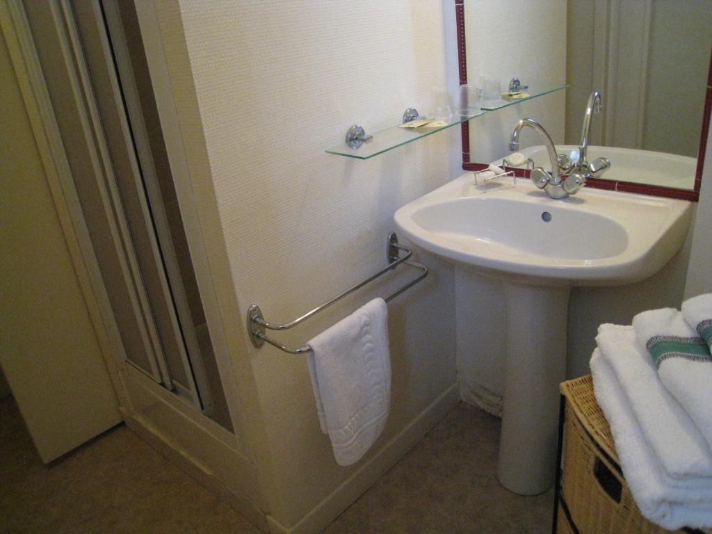 Chambres D'Hotes Closerie Du Guilhat Salies-de-Béarn Δωμάτιο φωτογραφία
